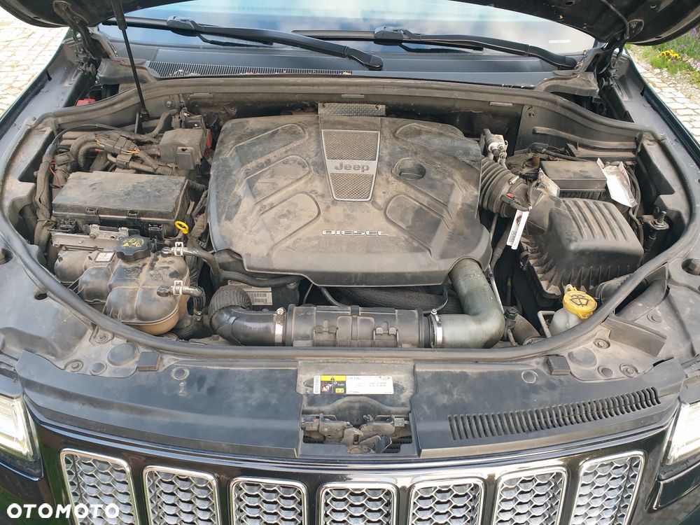 Jeep Grand Cherokee 3.0 CRD Overland Summit EU6 - 13