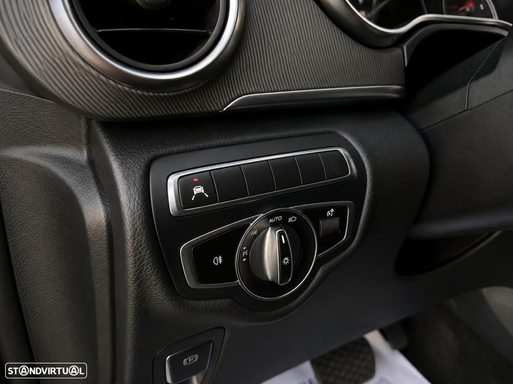 Mercedes-Benz V 220 d Longo Avantgarde Aut. - 20