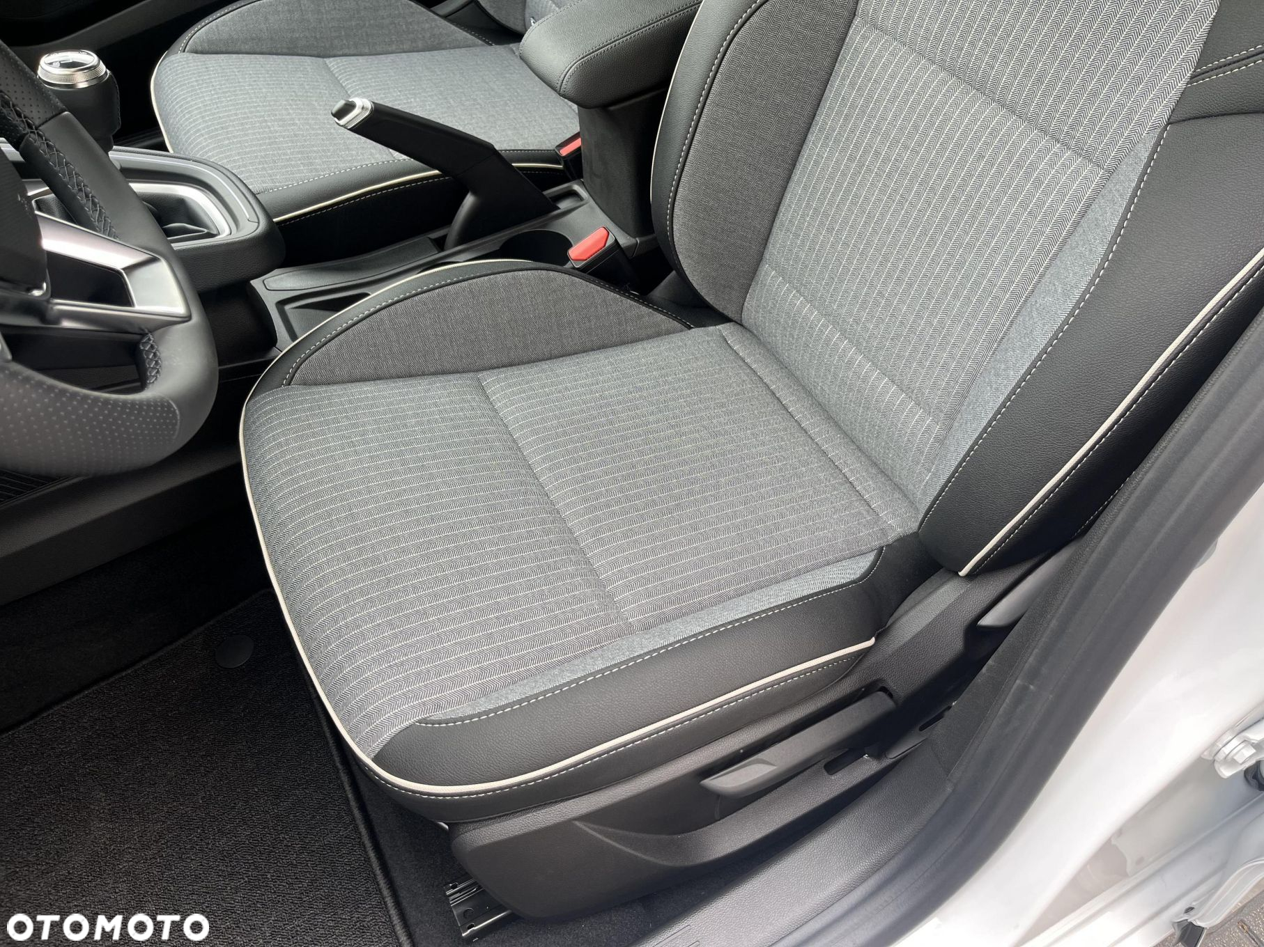 Renault Clio - 12