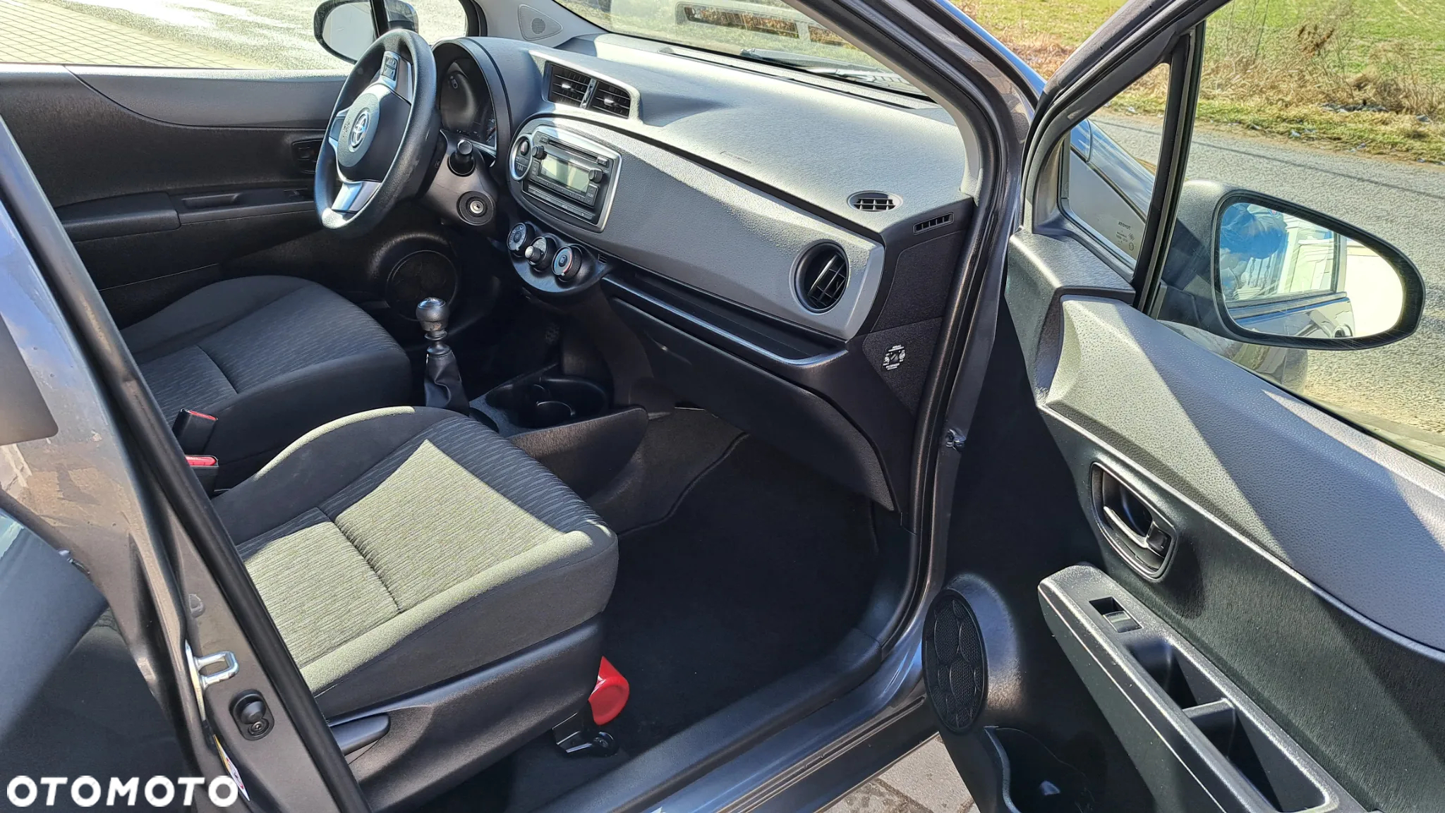 Toyota Yaris 1.33 Active - 12
