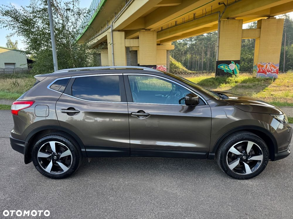 Nissan Qashqai 1.2 DIG-T TEKNA+ - 4