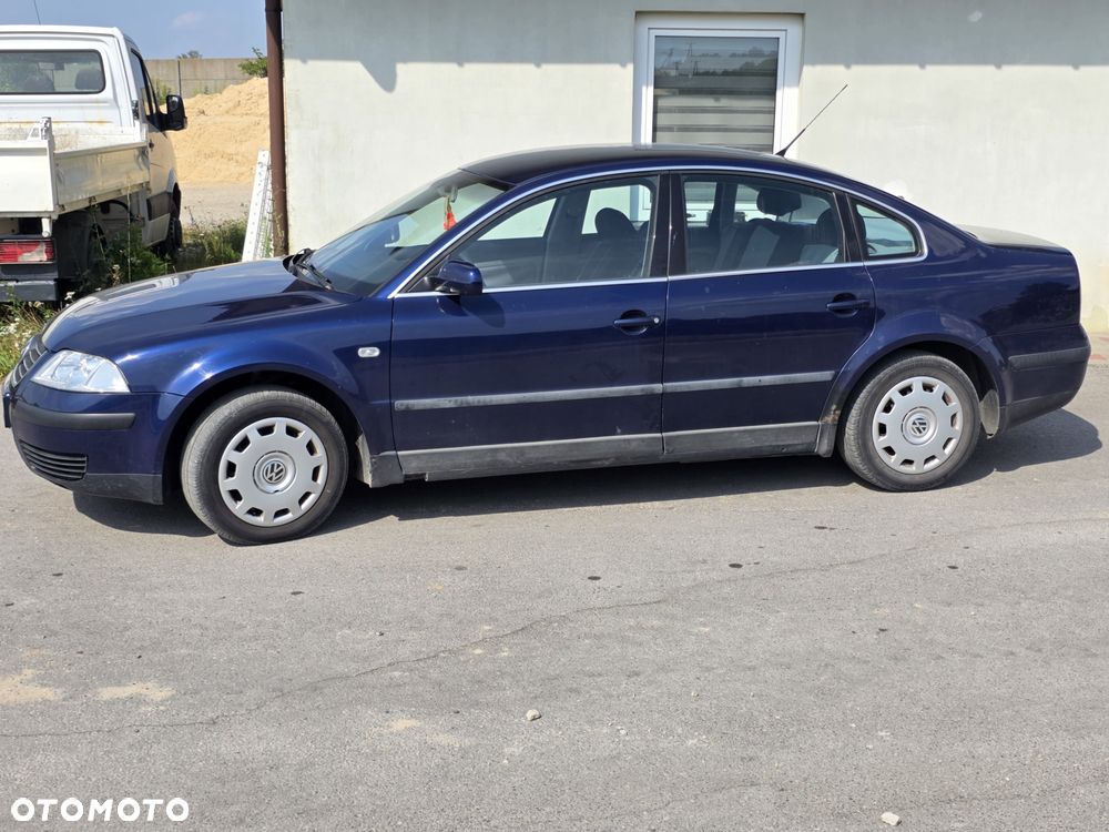 Volkswagen Passat - 2