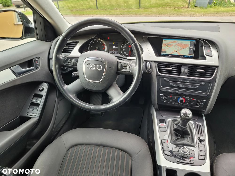 Audi A4 Avant 1.8 TFSI Attraction - 14
