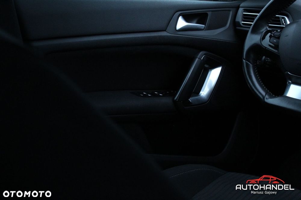 Peugeot 308 - 9