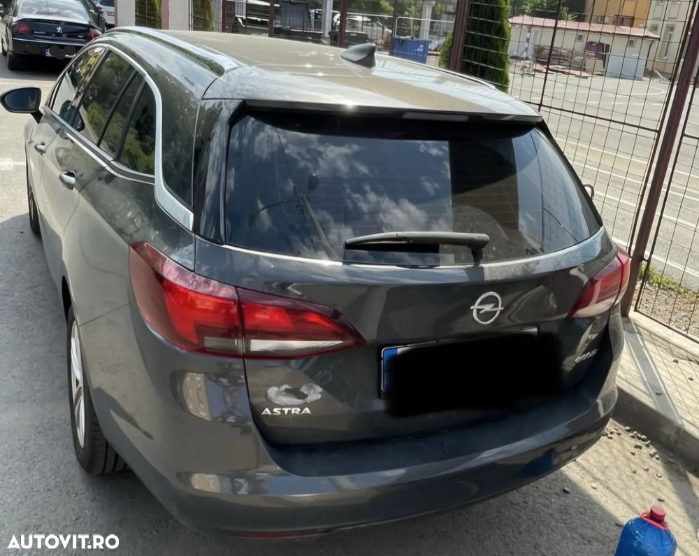 Opel Astra 1.6 CDTI ECOTEC Start/Stop Cosmo - 5