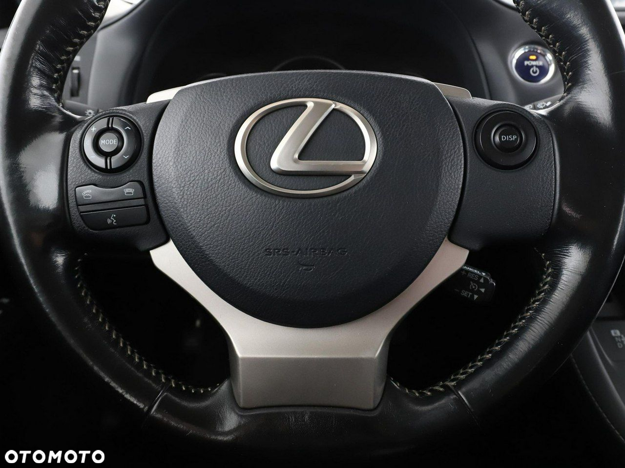 Lexus CT 200h F Sport Edition - 21