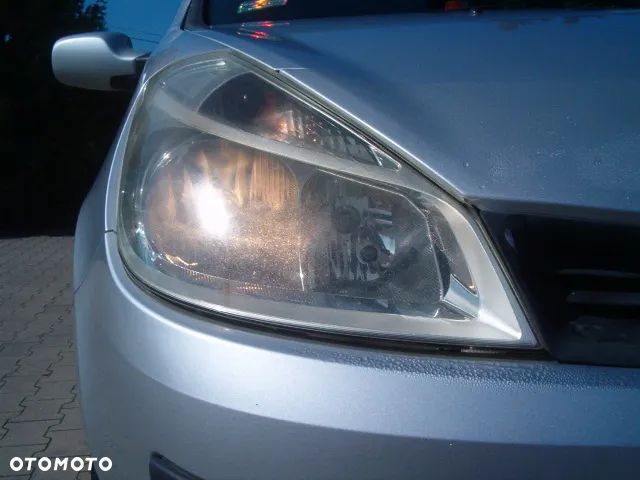 Renault Clio - 14
