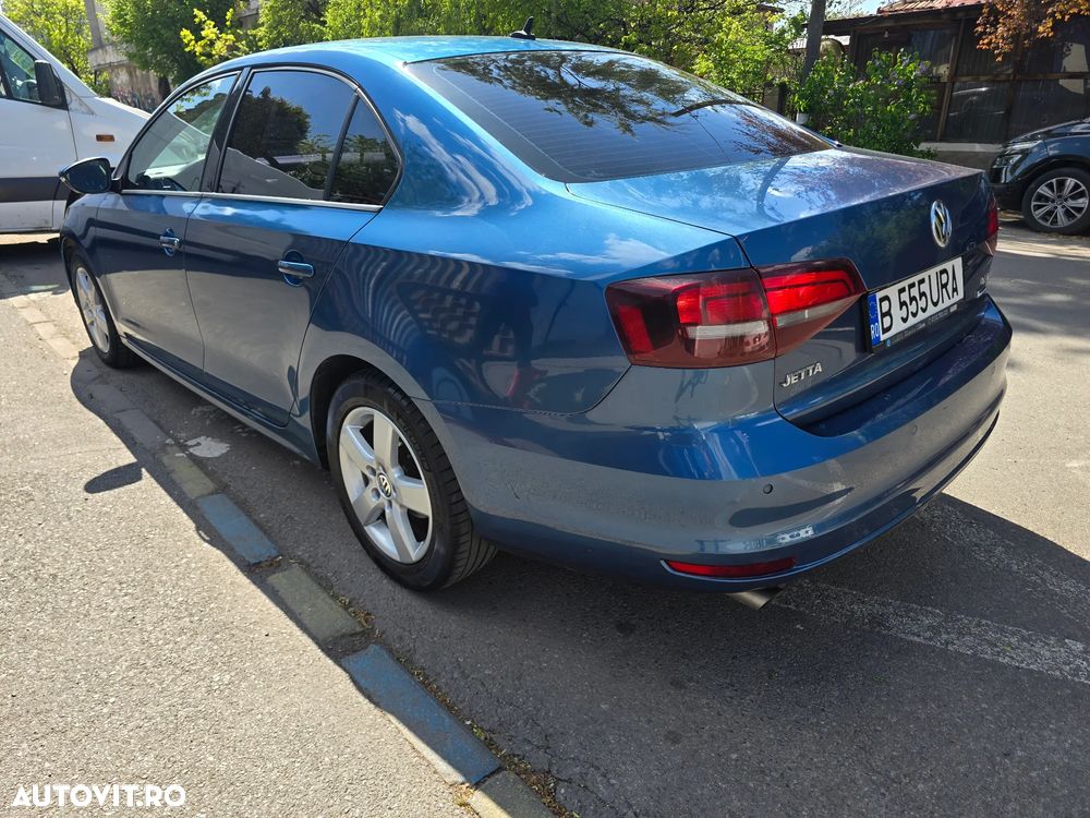 Volkswagen Jetta 1.2 TSI Comfortline - 6