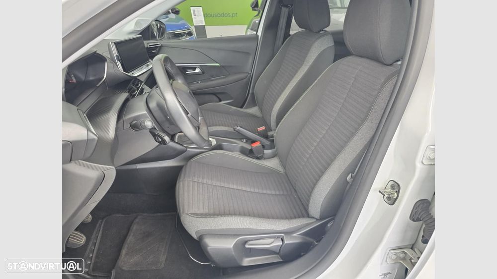 Peugeot 208 1.2 PureTech Active — fotografia 10