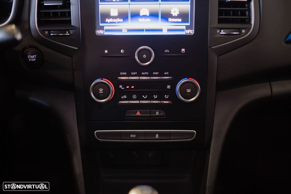 Renault Mégane Sport Tourer - 22