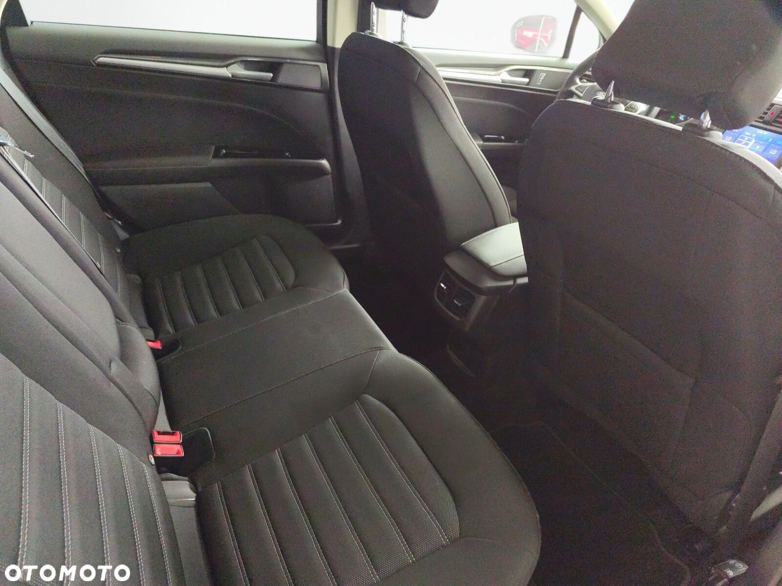 Ford Mondeo - 16