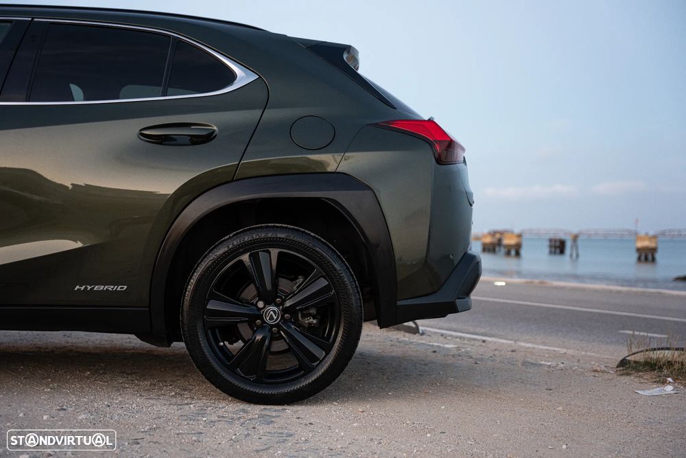 Lexus UX 250h Special Edition (LCA) - 3