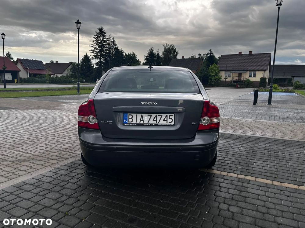 Volvo S40 2.4 Momentum - 2