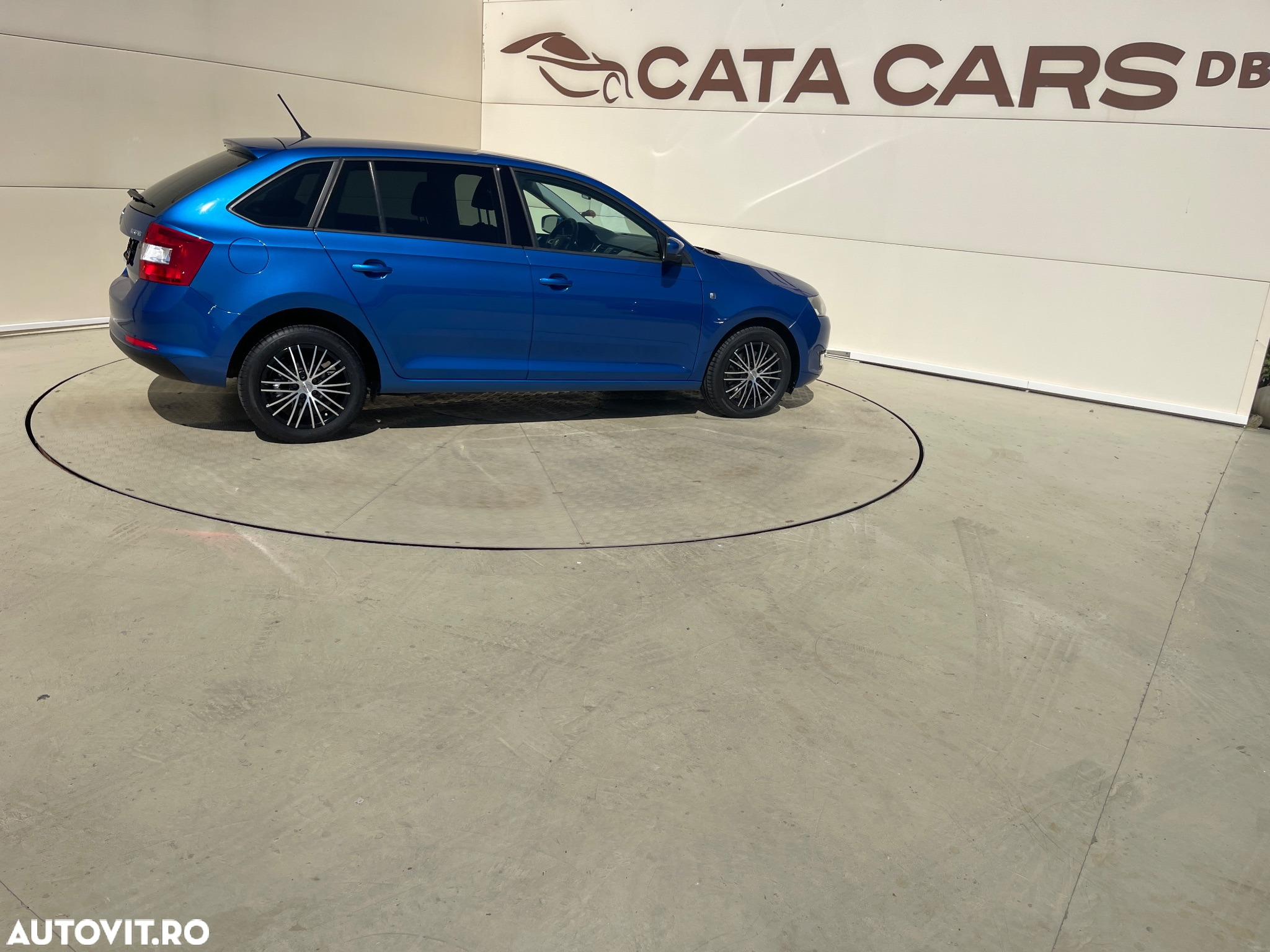 Skoda RAPID 1.6 TDI DSG Ambition - 18
