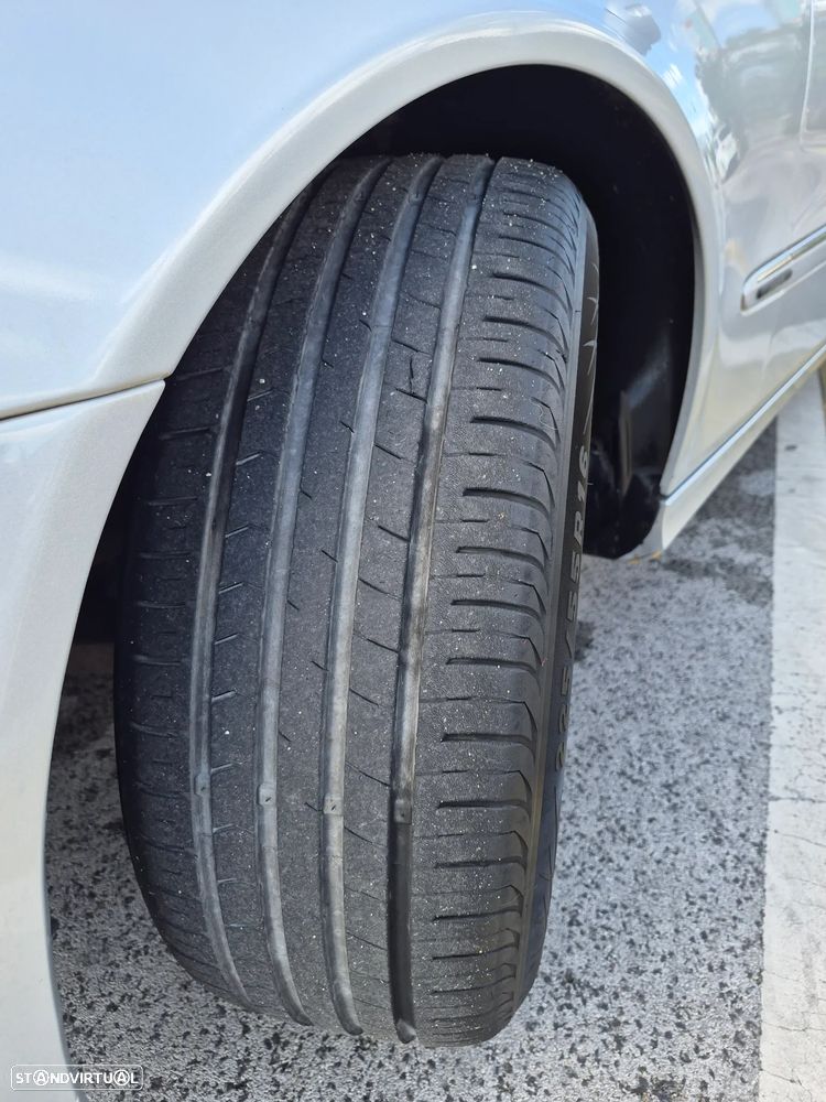 Mercedes-Benz E 220 CDI Avantgarde Aut. - 22