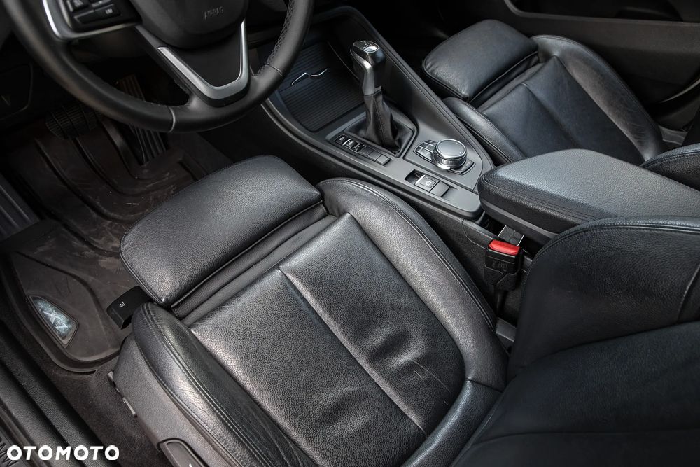 BMW X1 sDrive18d - 15