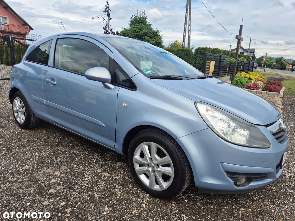 Opel Corsa 1.2 16V Limited Edition - 1