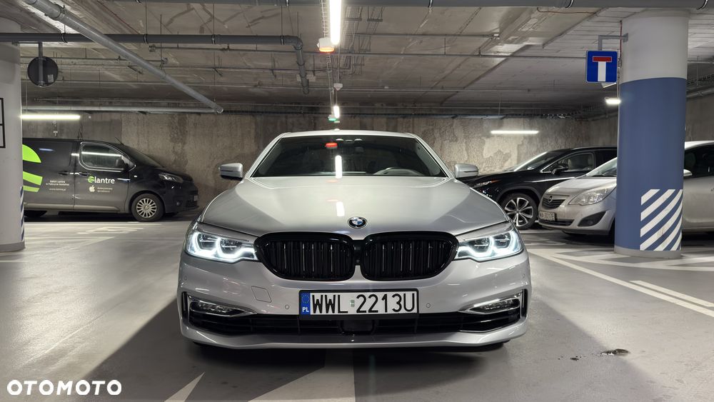 BMW Seria 5 540i xDrive Luxury Line - 18