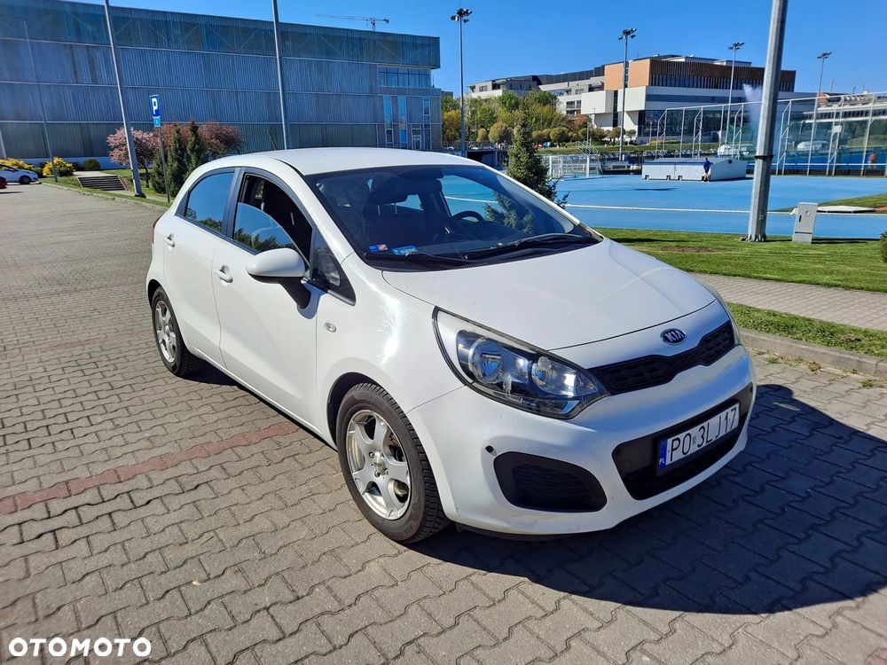 Kia Rio 1.4 M (klm) - 4