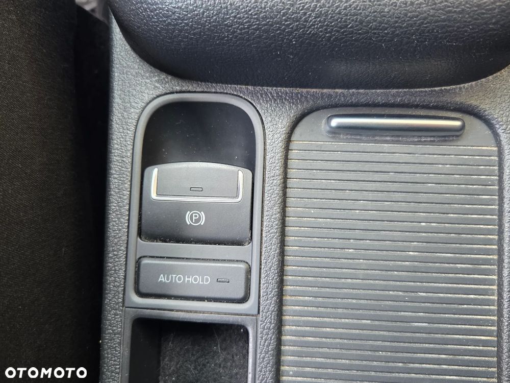 Volkswagen Tiguan 2.0 TDI DPF 4Motion DSG Sport & Style - 40