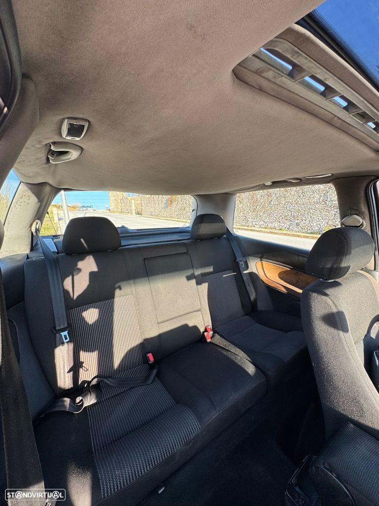 VW Golf 1.9 TDi Highline - 11