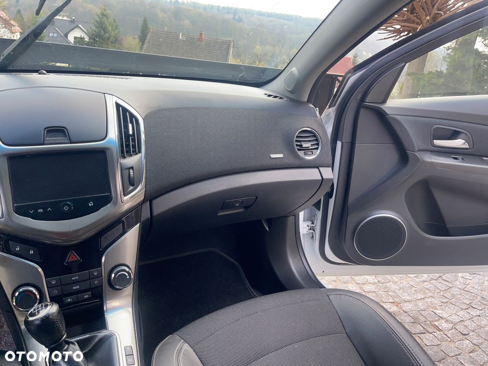 Chevrolet Cruze 1.7TD LT+ - 9