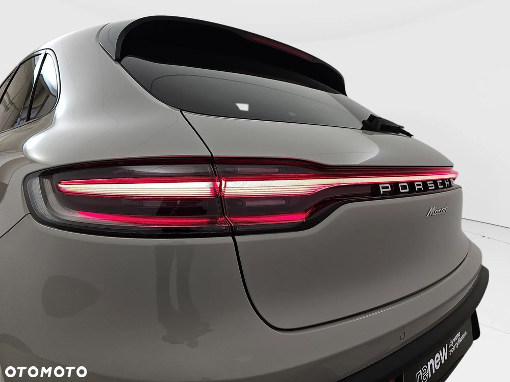 Porsche Macan Standard - 35