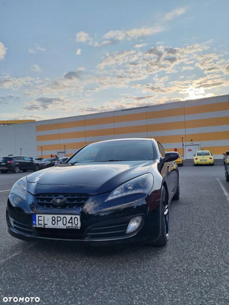 Hyundai Genesis Coupe 2.0 TCI Executive - 3