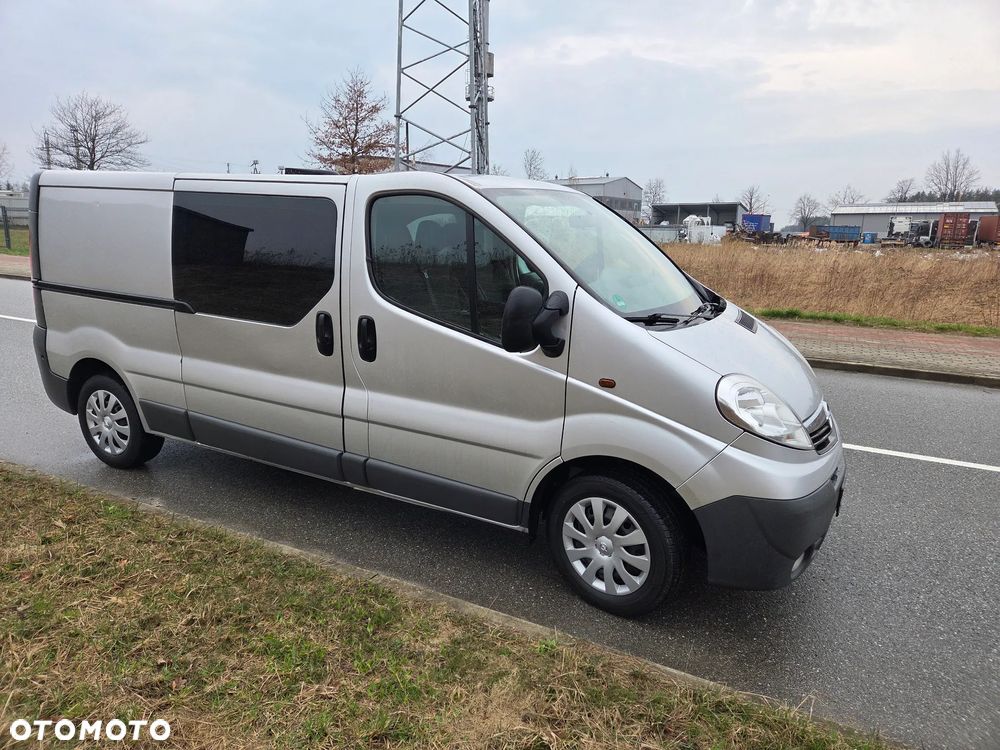 Opel VIVARO - 2