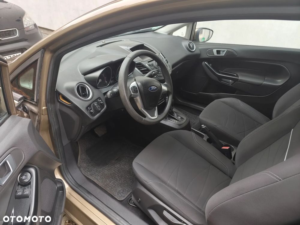 Ford Fiesta 1.6 Ti-VCT SYNC Edition - 14