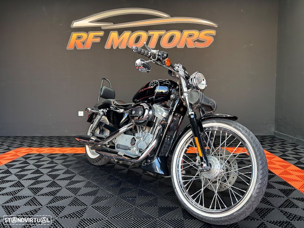 Harley-Davidson 883 - 2