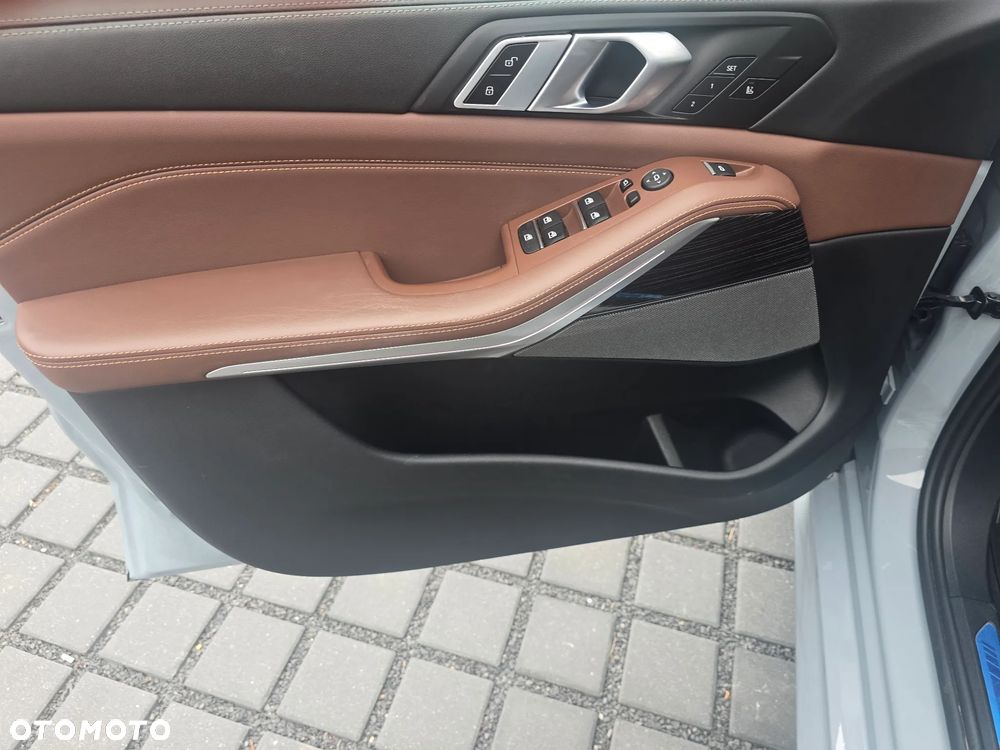 BMW X5 - 30