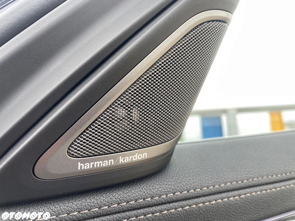 BMW Seria 7 750Li xDrive sport - 36
