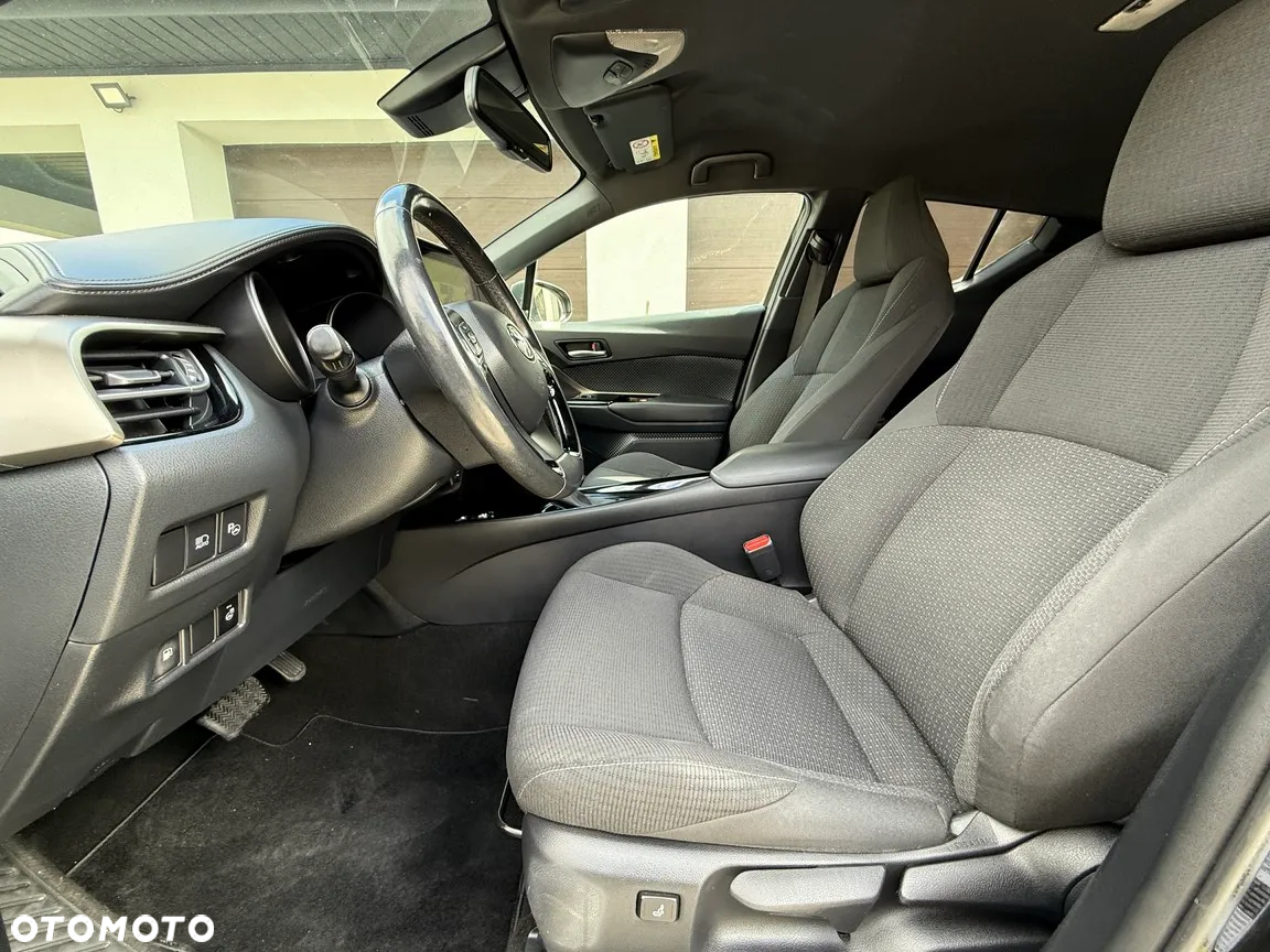 Toyota C-HR 1.8 Hybrid Executive - 14