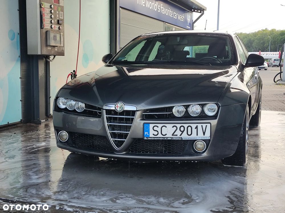 Alfa Romeo 159 1.9 JTDM 8V DPF Distinctive - 1