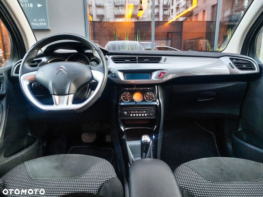 Citroën C3 1.2 PureTech Exclusive ETG - 14