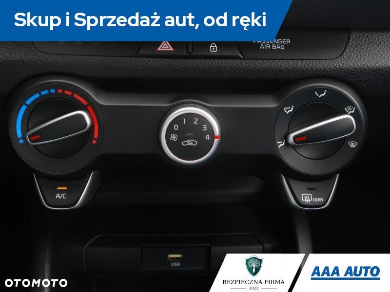 Kia Stonic - 15