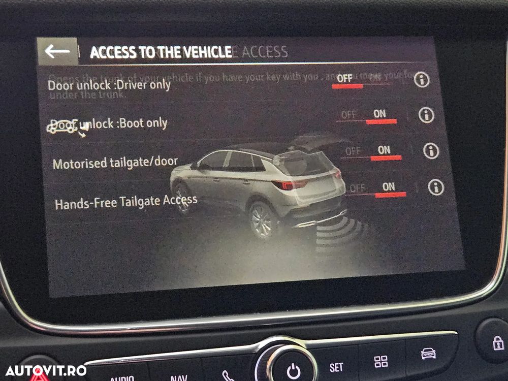 Opel Grandland X 1.2 Start/Stop Automatik Business Elegance - 17