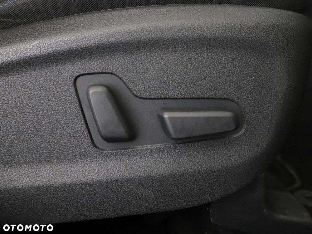 Hyundai Tucson 2.0 CRDI Premium 4WD - 38