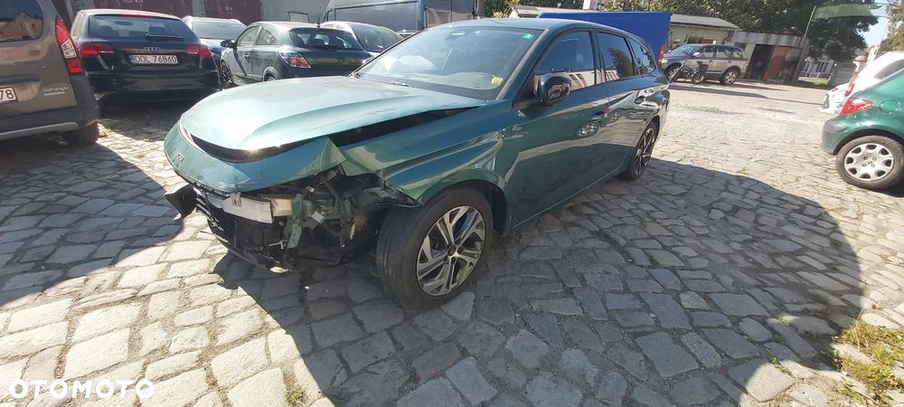 Peugeot 308 - 4