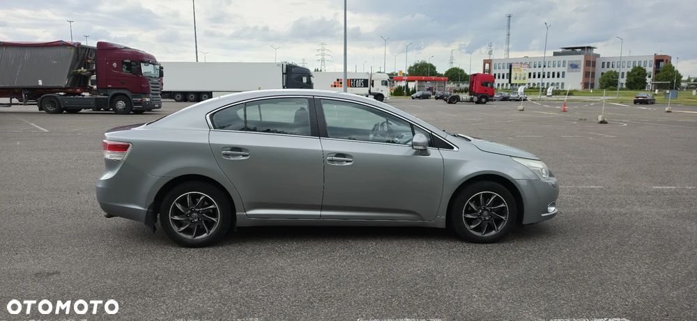 Toyota Avensis 2.0 D-4D - 2