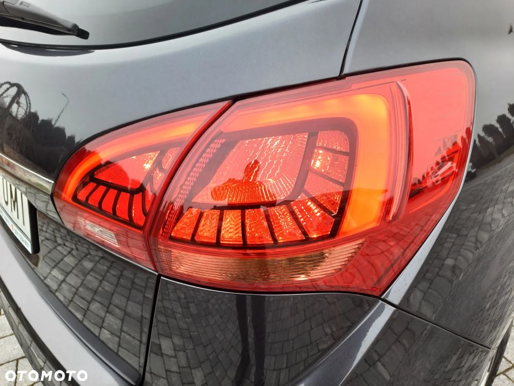 Kia Venga 1.6 CVVT Automatik Platinum Edition - 28