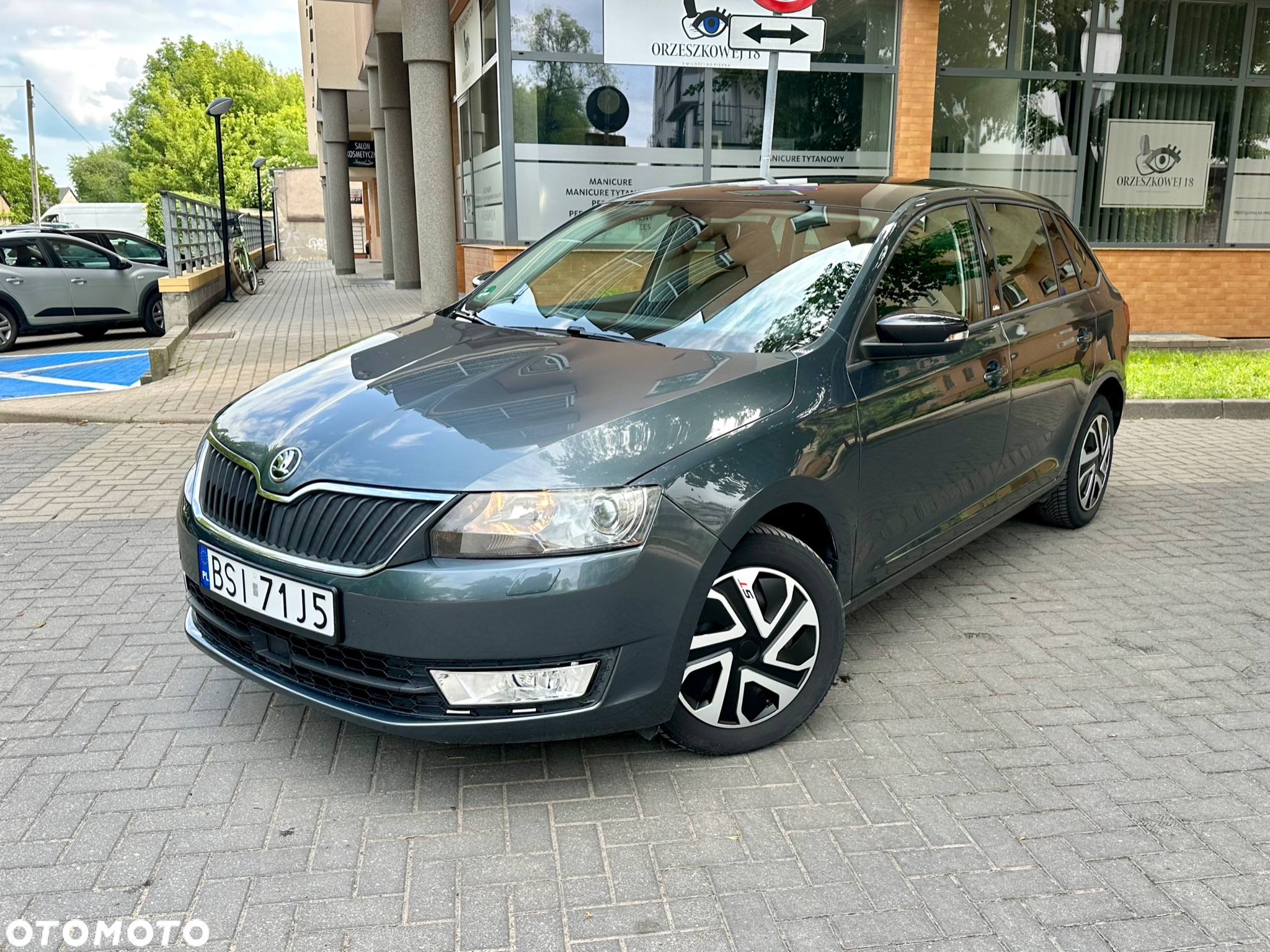 Skoda RAPID 1.2 TSI Edition - 4