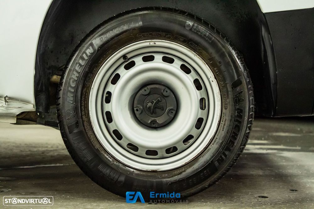 Peugeot Partner 1.5 BlueHDi Asphalt Standard - 22