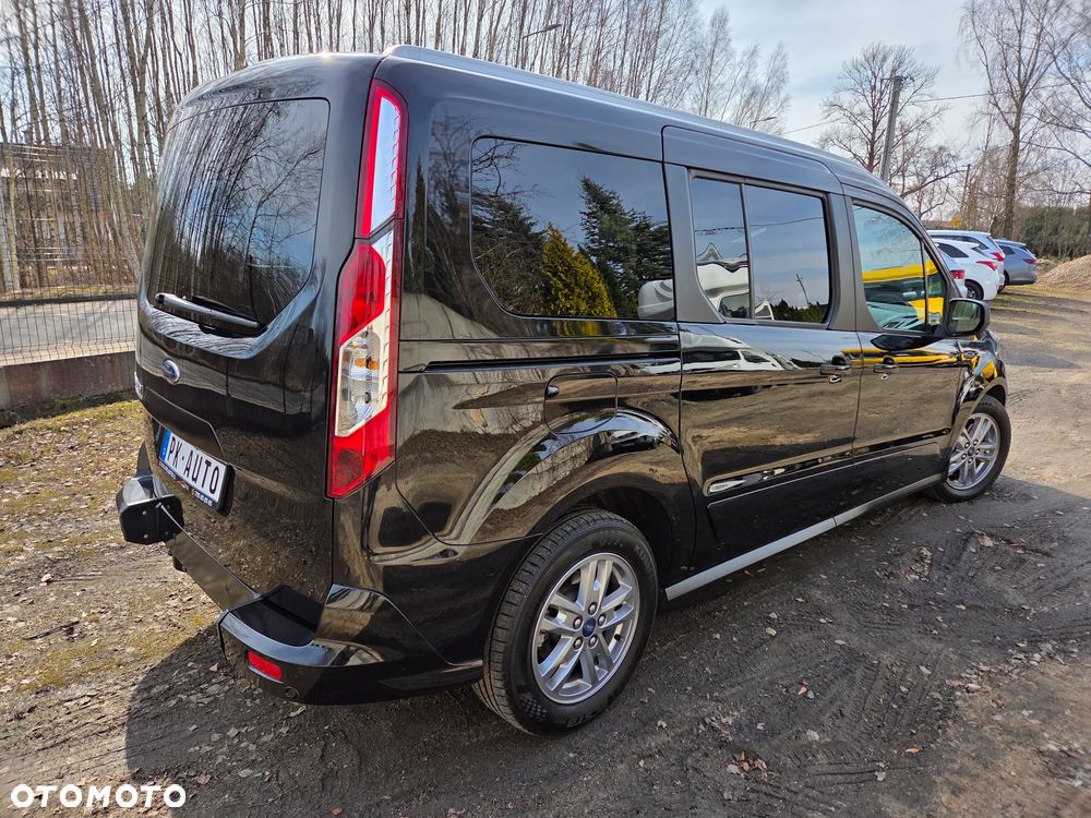 Ford Tourneo Connect Grand - 38