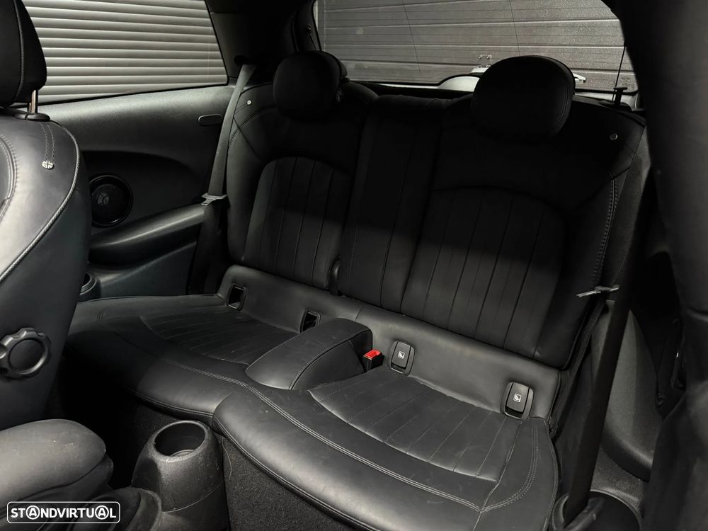 MINI 3 Portas Cooper SE Yours - 29