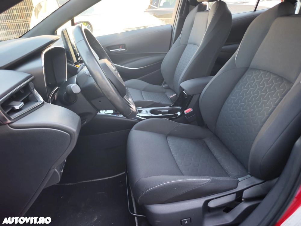 Toyota Corolla 1.8 Business Edition - 17