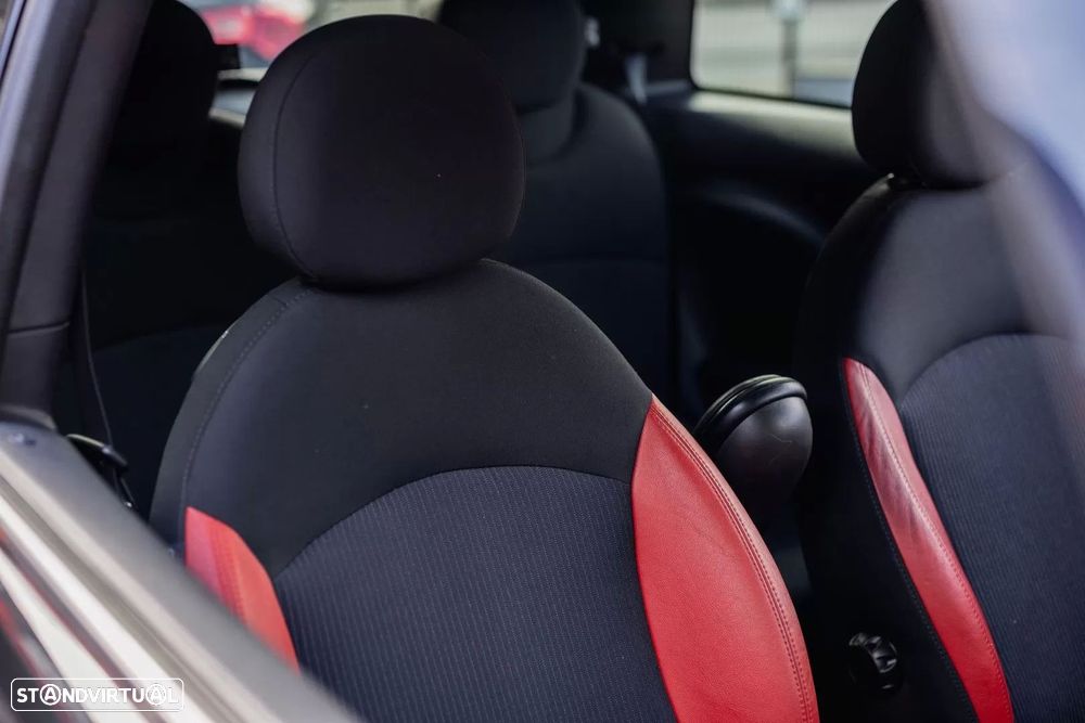 MINI 3 Portas Cooper SD - 19