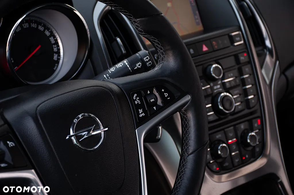 Opel Astra 1.4 Turbo Edition - 38