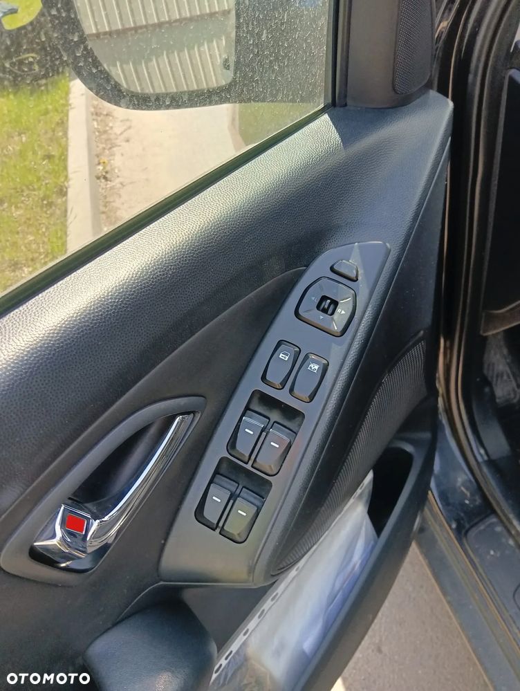 Hyundai ix35 - 13